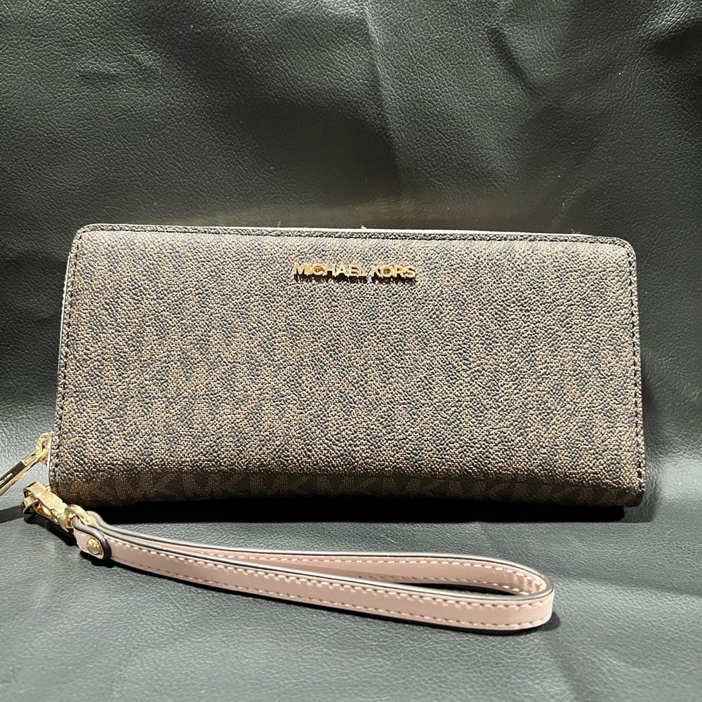 MK Large Wallet